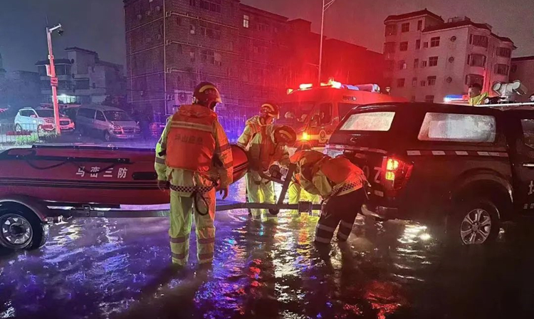 全力保障市民安全，坪山連夜行動(dòng)