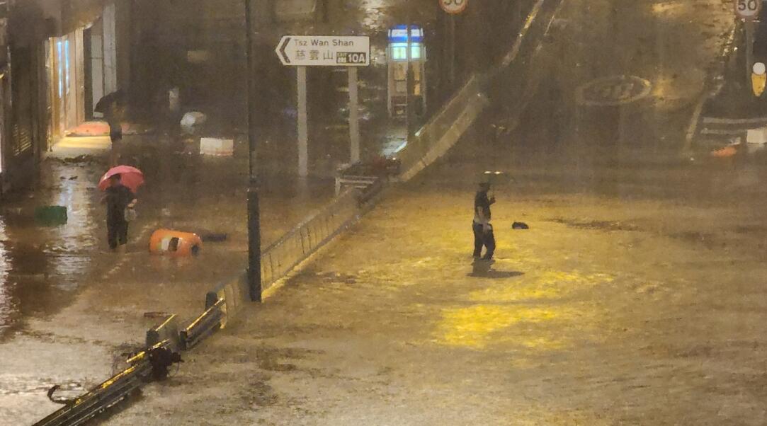 世紀暴雨 | 天文臺：過去24小時錄逾600毫米雨量
