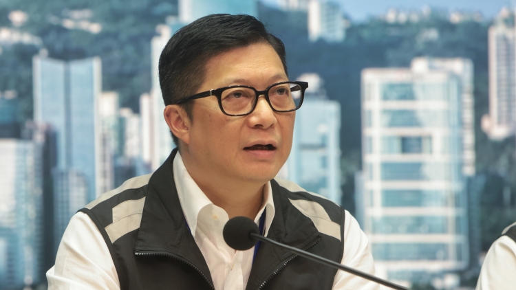 鄧炳強(qiáng)：聯(lián)合小組冀盡快復(fù)常 石澳200居民水路撤離