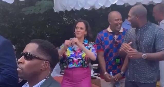 美國副總統(tǒng)家中開派對 紀念嘻哈音樂50周年