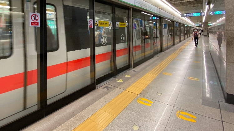 羅湖地鐵站恢復(fù)運(yùn)營(yíng)！