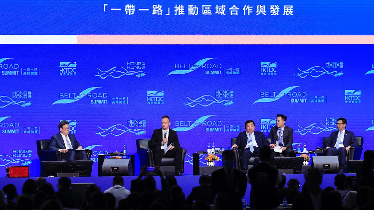 一帶一路論壇｜丘應(yīng)樺：藉香港進(jìn)入內(nèi)地市場是很好選擇