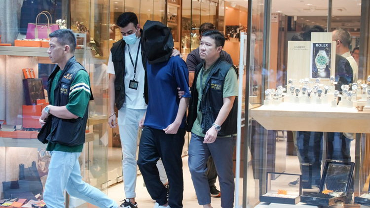消息指14歲印度裔男童落網(wǎng) 尖沙咀表行劫案累計4人被捕