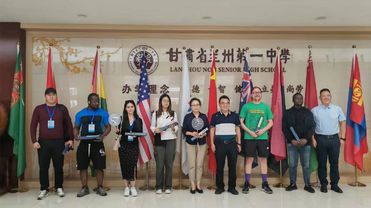 「國際交流員」走進(jìn)蘭州校園：述校園趣事與師生共勉