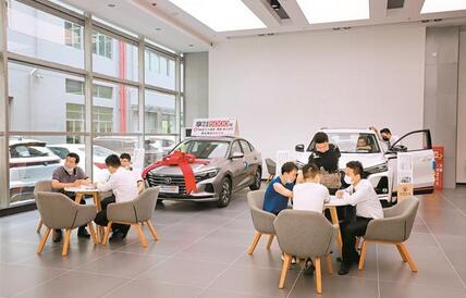 補(bǔ)貼力度大 促銷(xiāo)活動(dòng)多 深圳汽車(chē)消費(fèi)熱力不減