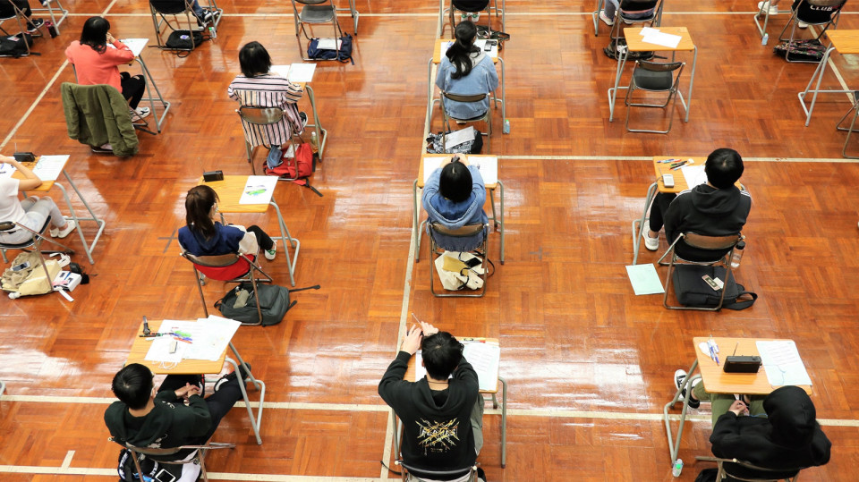 考評局：文憑試明年將首度設(shè)立內(nèi)地試場