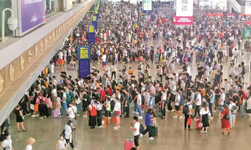 今天全國預(yù)計(jì)發(fā)送旅客總量6320.5萬人次