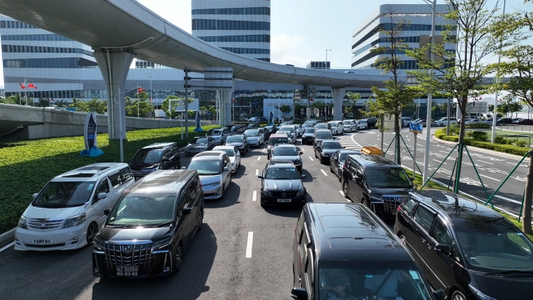 單日破10萬！港珠澳大橋多項數(shù)據(jù)創(chuàng)新高