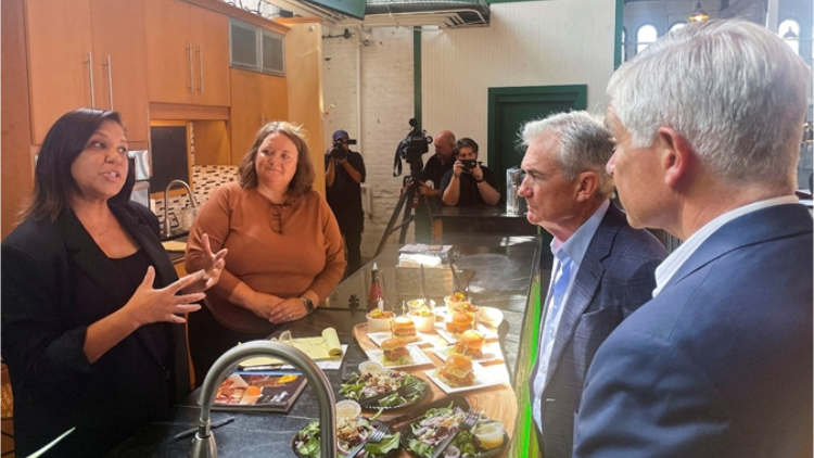 鮑威爾訪問(wèn)賓州 小企抱怨通脹及高利率