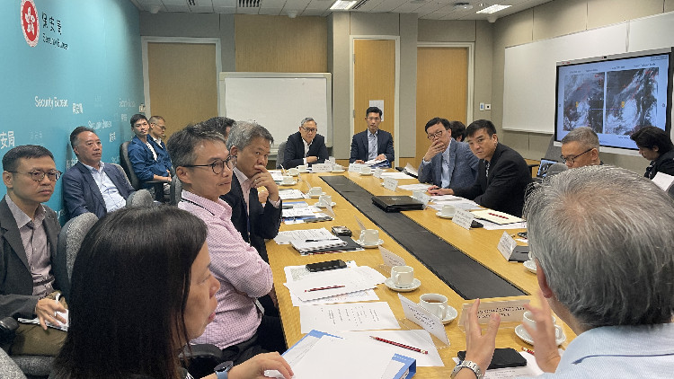 保安局舉行跨部門會議部署應(yīng)對颱風(fēng)小犬