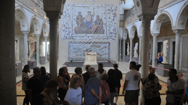 突尼斯對中國遊客實(shí)施免簽入境政策