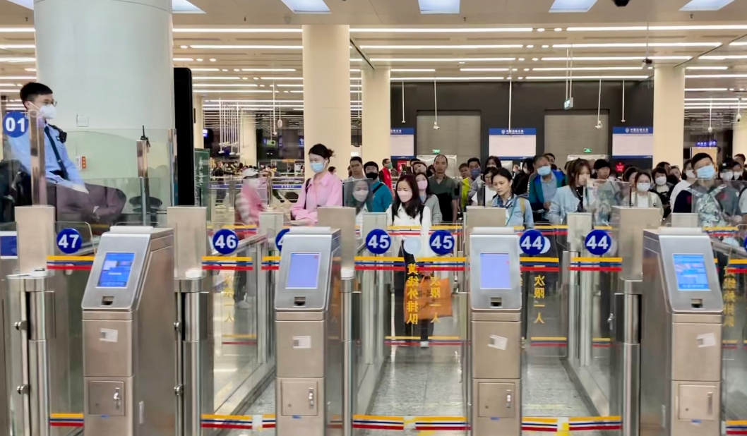 最新提醒！福田、羅湖等口岸正常開關(guān) 深圳灣口岸仍暫停服務