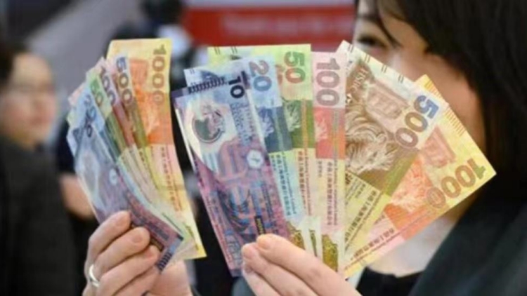 一個(gè)月拆息回升至4.95679厘