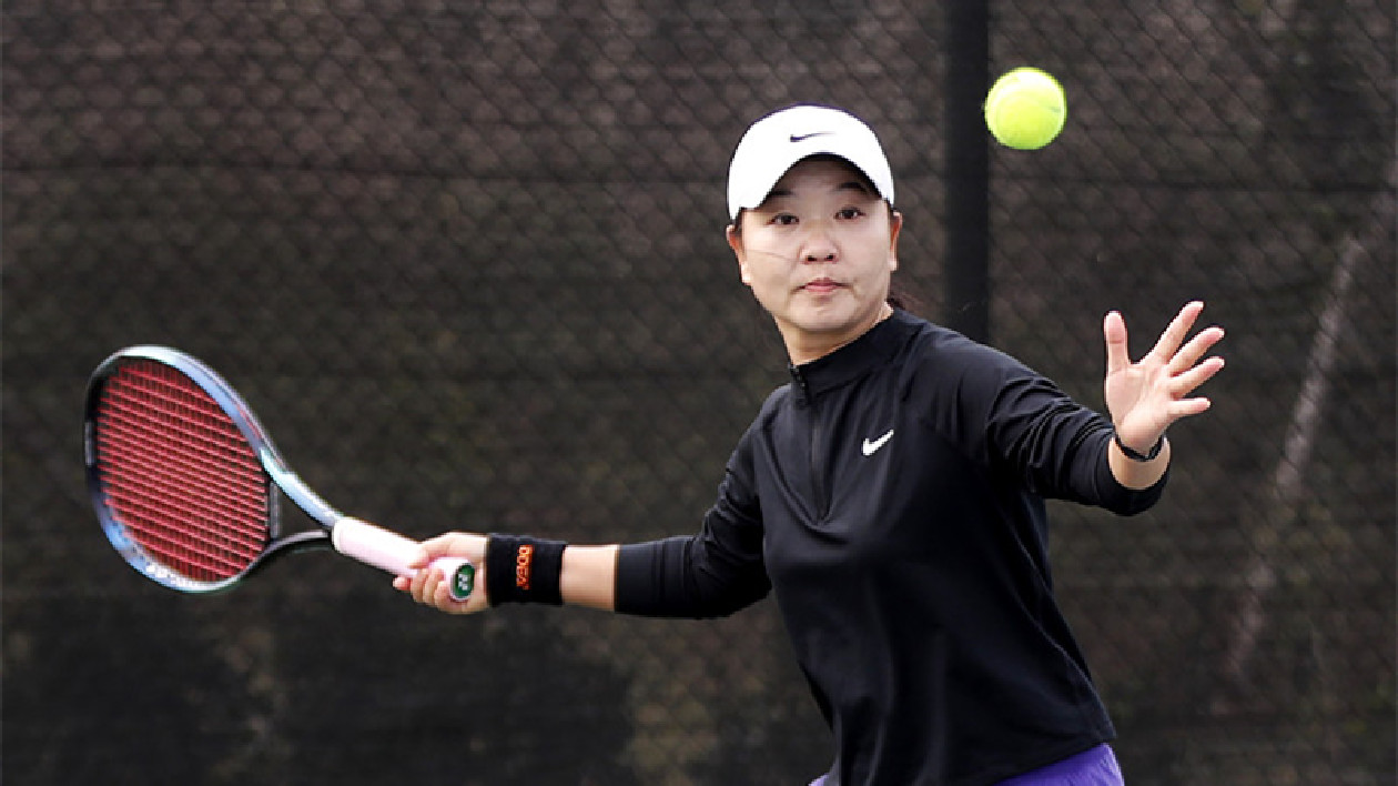 海峽兩岸暨港澳地區(qū)網(wǎng)球邀請賽黃山開賽