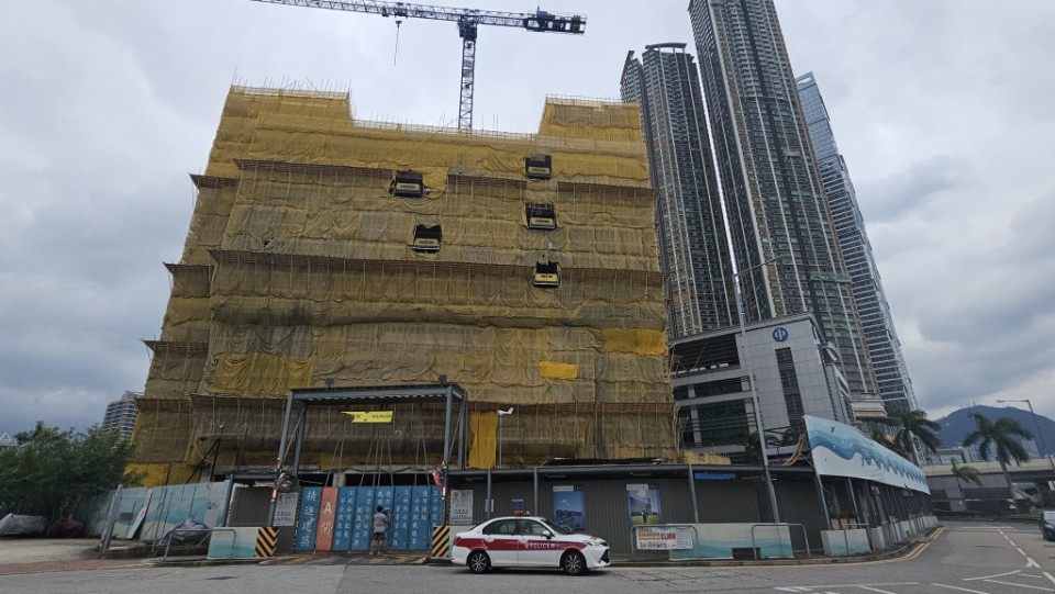 油麻地奪命工傷 | 發(fā)展局延長(zhǎng)精進(jìn)建築「禁標(biāo)令」至明年底