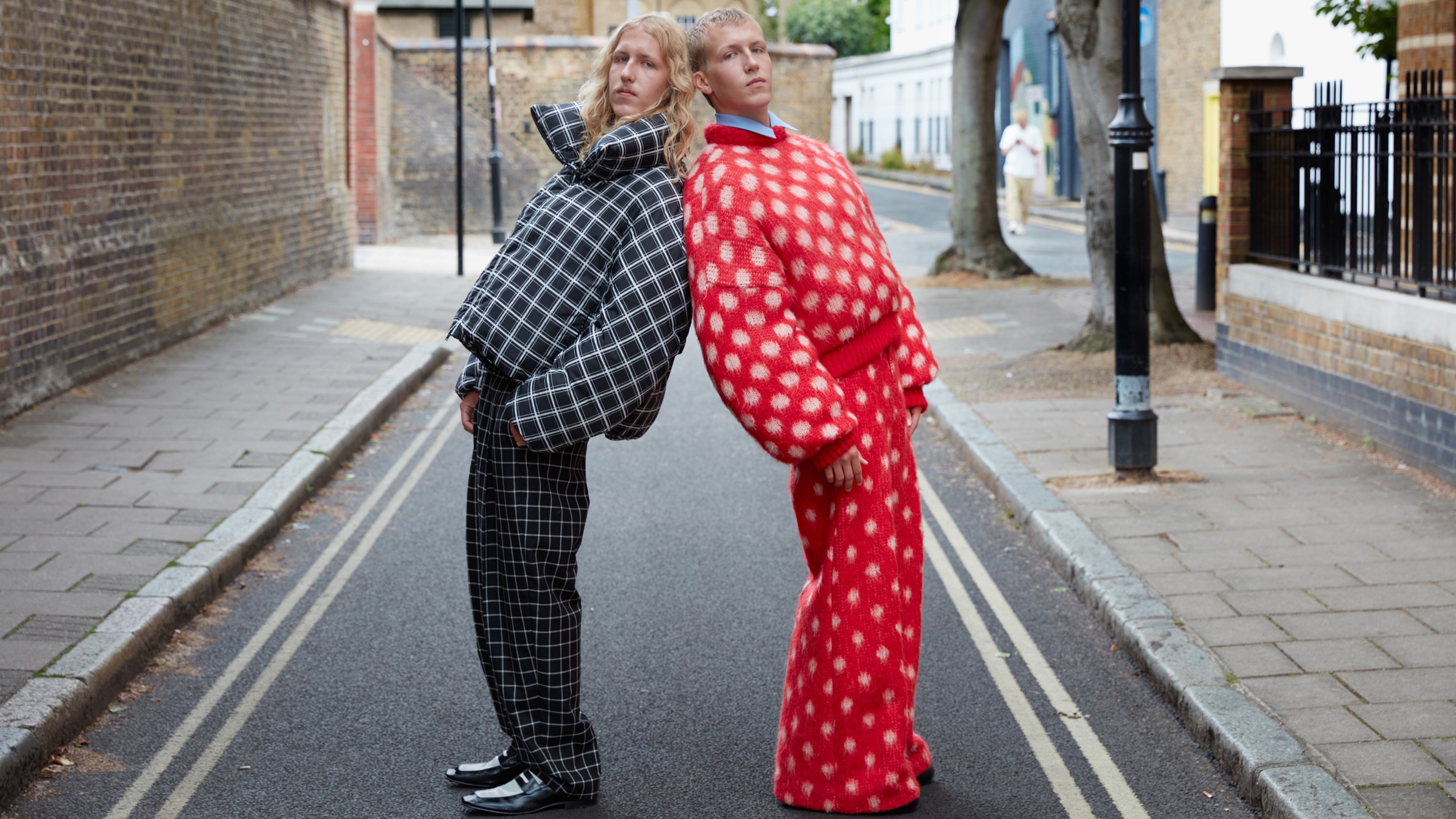 【時(shí)尚】時(shí)髦保暖！帶來(lái)視覺(jué)衝擊的秋冬限量聯(lián)名外套