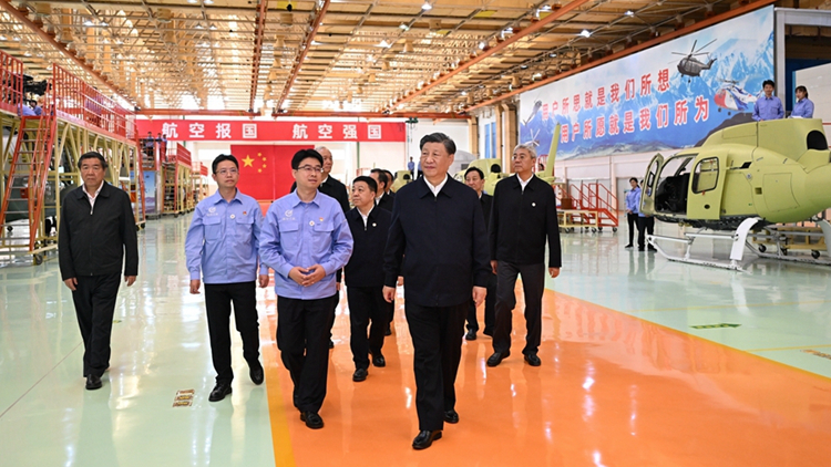 習(xí)近平在江西考察時強調(diào) 解放思想開拓進取揚長補短固本興新 奮力譜寫中國式現(xiàn)代化江西篇章