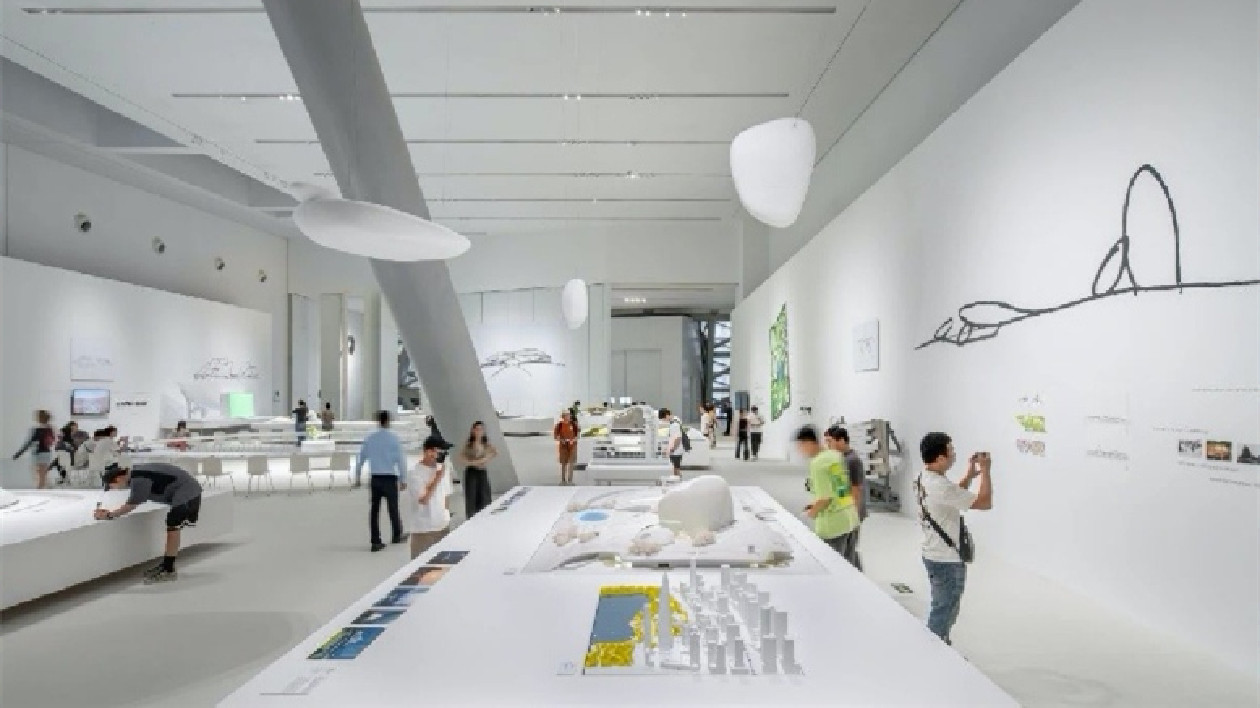 「馬巖松：流動的大地」在深圳展出