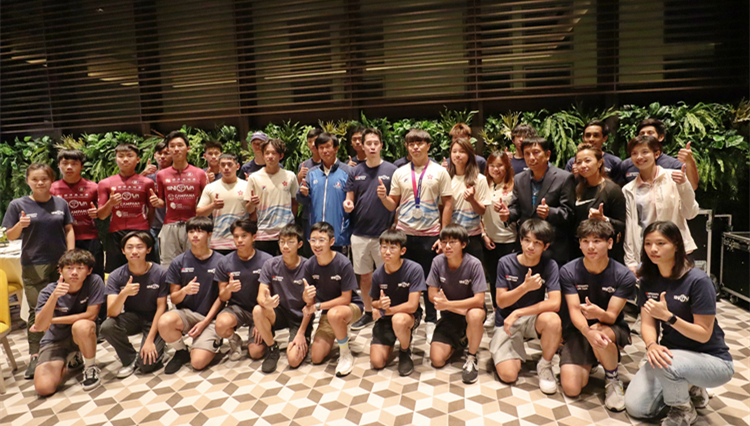 有片｜新地單車隊亞運(yùn)獲佳績 郭基煇「心滿意足」奬現(xiàn)金 加碼湊「仔」 冀為港爭光