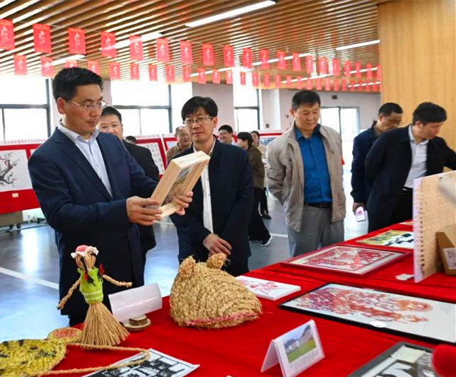 皖歙縣：黃職安徽省行知學(xué)校分校揭牌