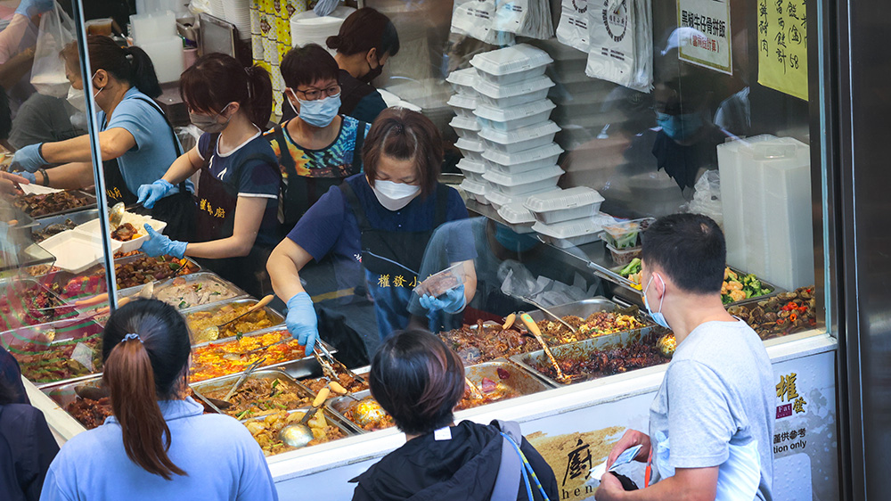 本港最新失業(yè)率維持2.8% 孫玉菡：消費旅遊持續(xù)增長將支持勞工市場