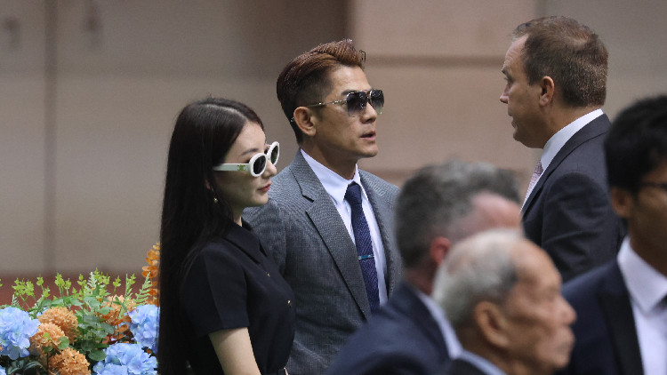 有片｜郭富城馬場(chǎng)成打卡熱點(diǎn) 差點(diǎn)和愛(ài)妻走散