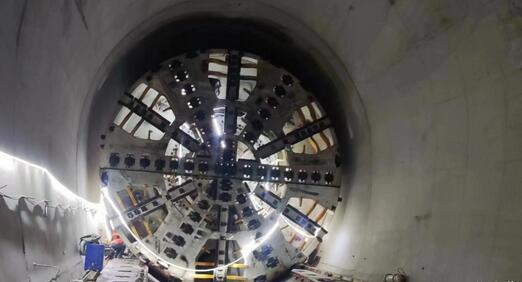 「長(zhǎng)江上游軌道第一隧」進(jìn)入盾構(gòu)掘進(jìn)施工階段