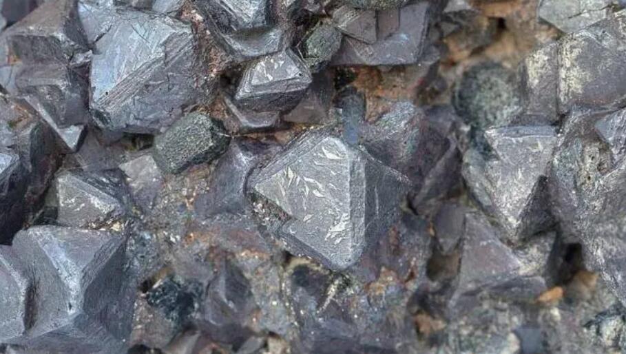 三部門加強(qiáng)鐵礦石期現(xiàn)貨聯(lián)動監(jiān)管 