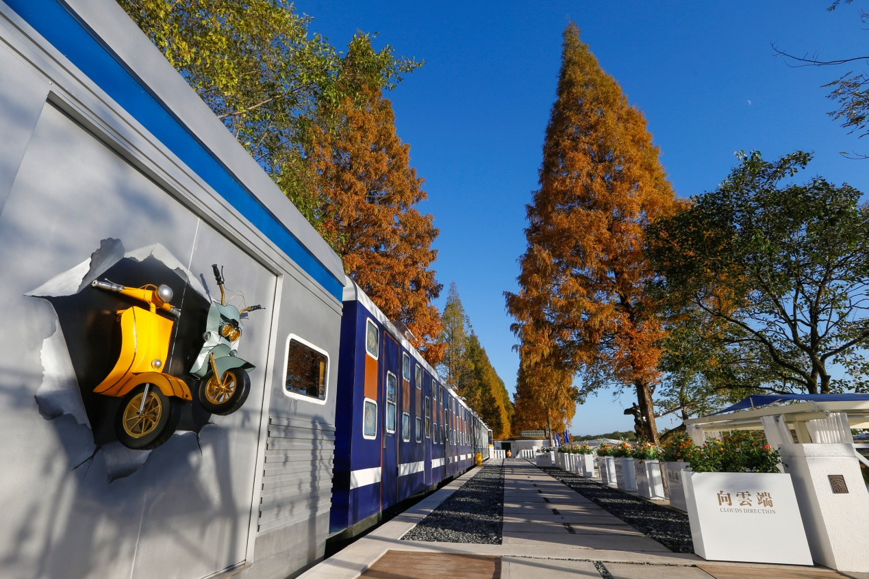 皖黃山市：美拉德風(fēng)促熱秋日經(jīng)濟(jì)