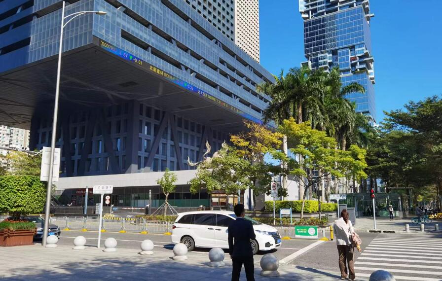 【財通AH】深市三個指數(shù)調(diào)整樣本股