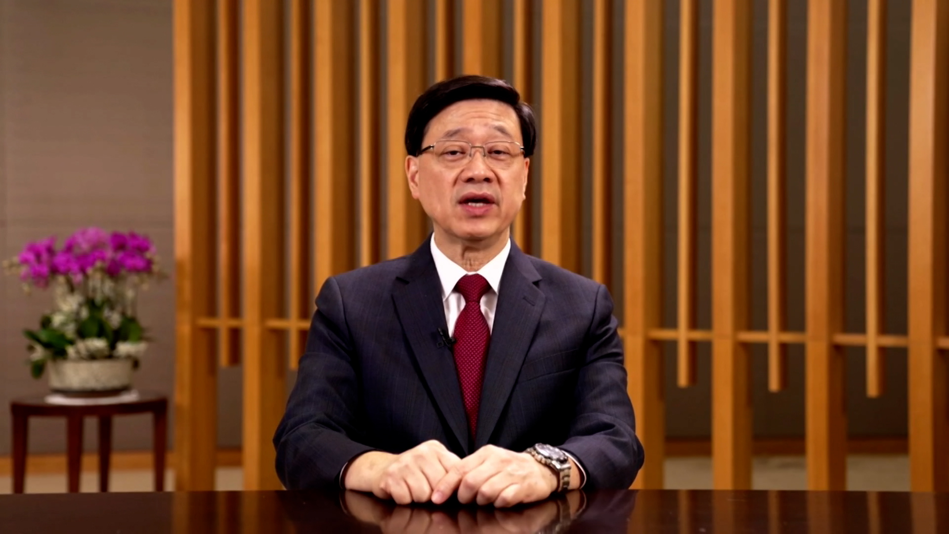 李家超：本港法治傳統(tǒng)悠久穩(wěn)固 權(quán)利和自由水平達(dá)國(guó)際標(biāo)準(zhǔn)