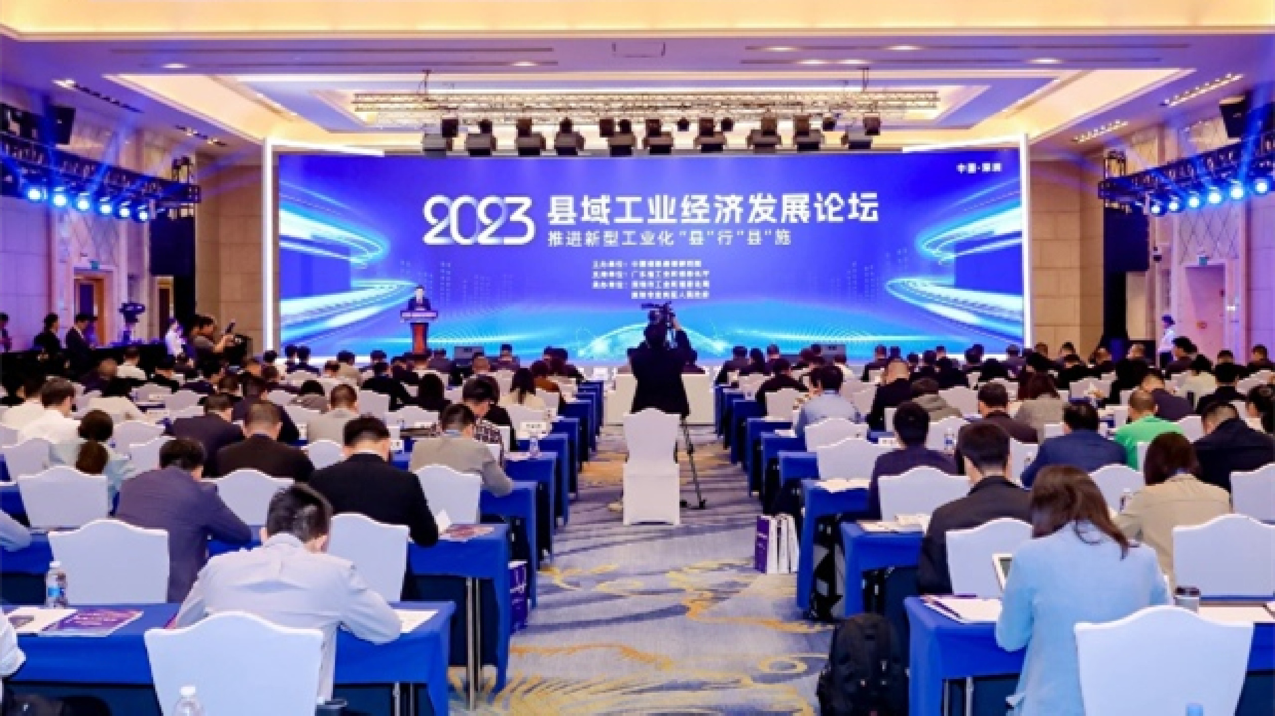 深圳龍崗區(qū)連續(xù)6年位居全國(guó)「工業(yè)百?gòu)?qiáng)區(qū)」榜首