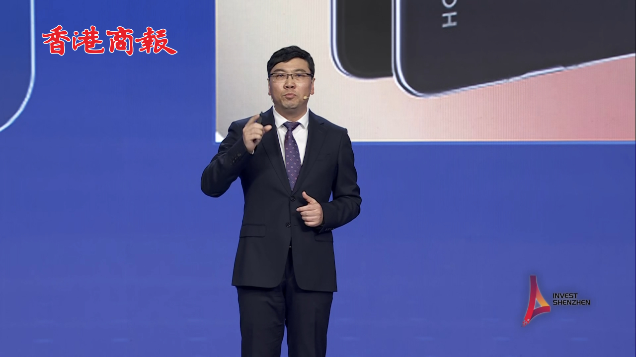 有片｜萬(wàn)飈：榮耀在深圳成長(zhǎng)發(fā)展的故事 折射深圳得天獨(dú)厚優(yōu)質(zhì)營(yíng)商環(huán)境