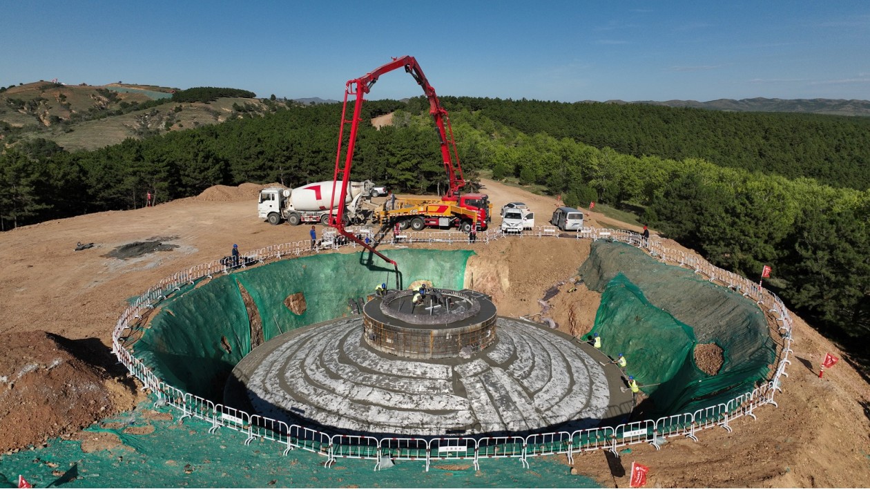 向「新」問道 遼寧建平精心佈局風(fēng)口產(chǎn)業(yè) 讓新能源成為新產(chǎn)業(yè)鏈發(fā)展引擎