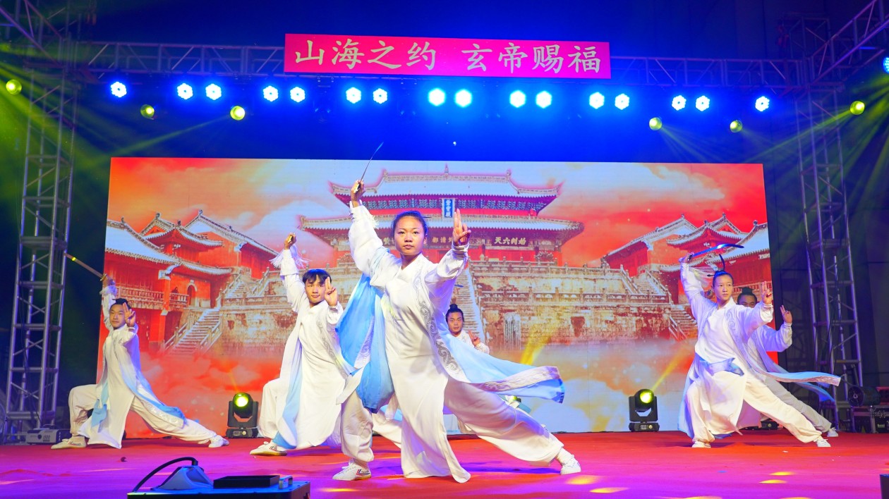 隔山隔海難隔情：兩岸各地萬名信眾齊聚福建漳州共謁玄帝