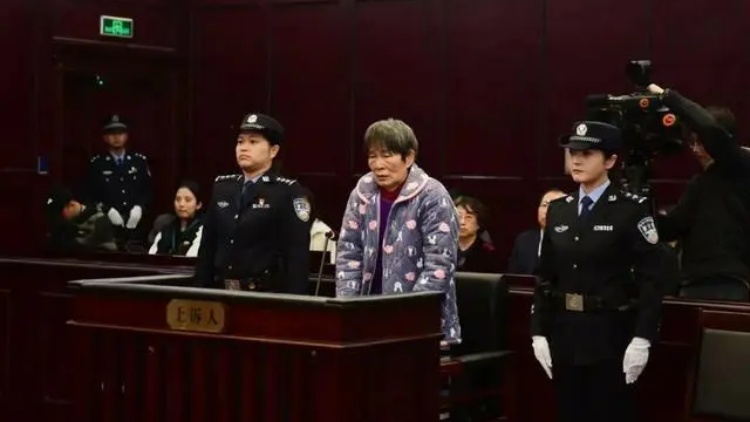 另有發(fā)現(xiàn)！余華英拐賣兒童案發(fā)回重審