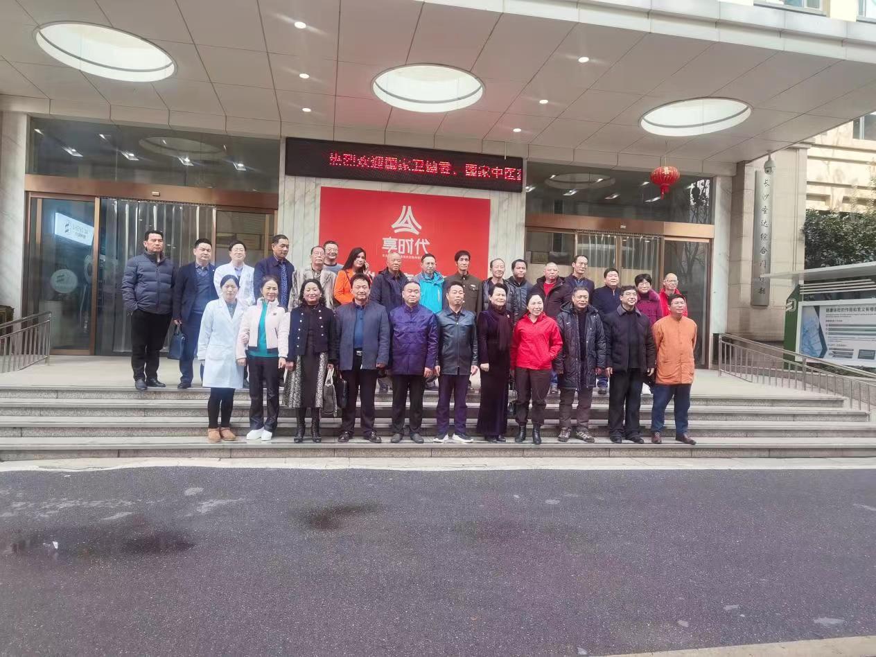 【醫(yī)耀華夏】中醫(yī)針灸海外廣受歡迎 湖南中醫(yī)康養(yǎng)法有望「出?！?
                                     title=