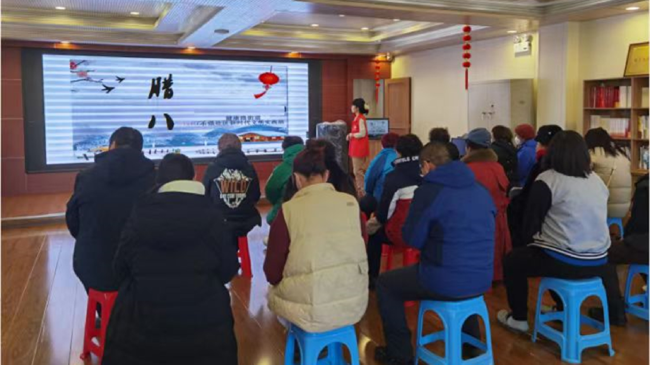 哈市香坊區(qū)健康路街道樂強(qiáng)社區(qū)組織開展臘八民俗科普活動(dòng)