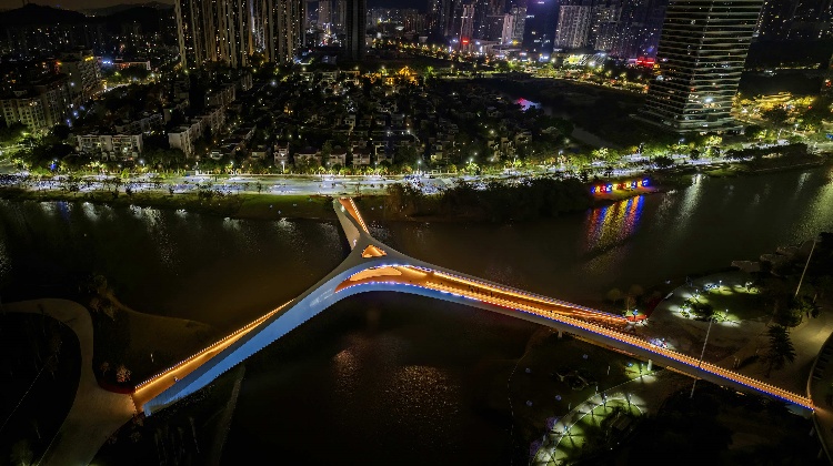 融通大灣區(qū)｜聚星橋今日開(kāi)通！南沙56個(gè)重點(diǎn)項(xiàng)目集中開(kāi)工竣工