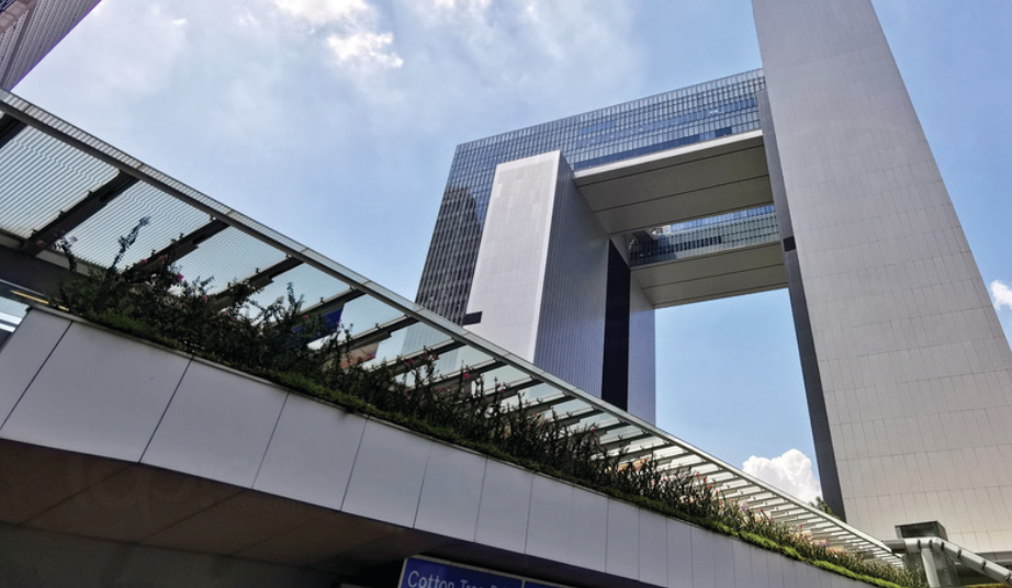 【民意建言】政府財(cái)政緊絀 社會(huì)福利之過？