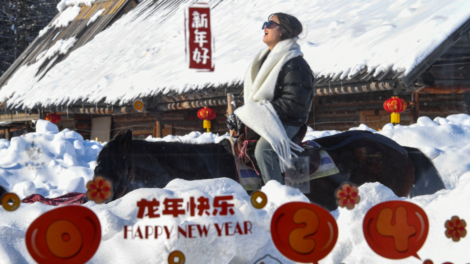 新疆喀納斯景區(qū)多條道路已搶通 2000多人有序離開景區(qū)