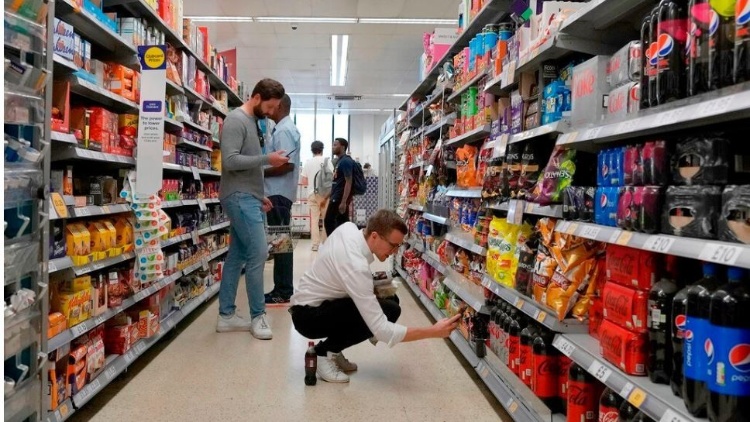 美國數(shù)據(jù) | 1月CPI增幅高於預(yù)期，美三大股指走低