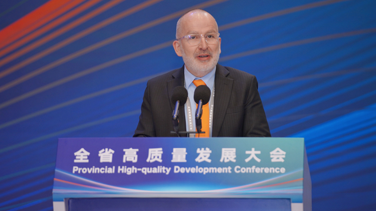 ?？松梨诮衲暝诨葜菰偻栋賰|