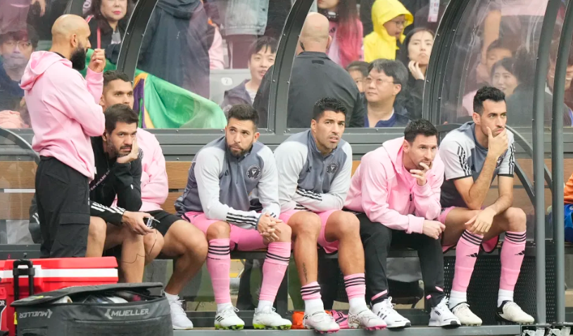 美斯微博回應(yīng)缺席香港站友誼賽：否認(rèn)因政治原因不想?yún)①? title=