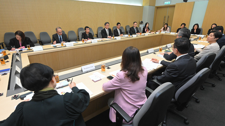 銀髮經(jīng)濟(jì)顧問小組成立 丘應(yīng)樺：聚焦探討推動(dòng)面向長(zhǎng)者產(chǎn)品和服務(wù)