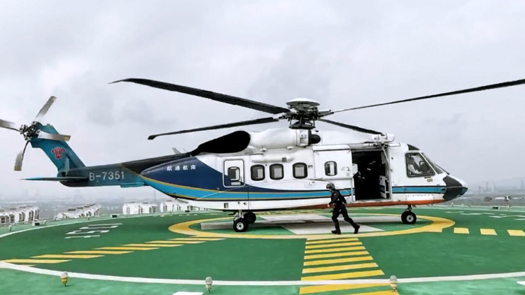 有片 | 【直擊廣州瀝心沙大橋救援現(xiàn)場】南航調(diào)派直升機參與搜救