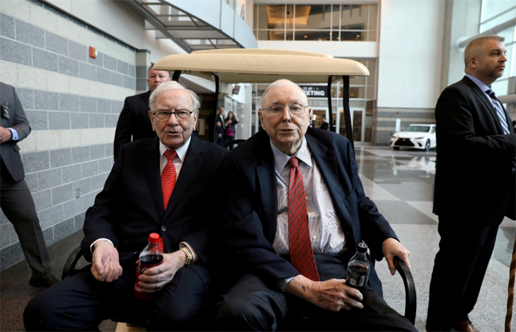 巴郡2023年勁賺7500億 利潤(rùn)增17% 現(xiàn)金儲(chǔ)備創(chuàng)新高