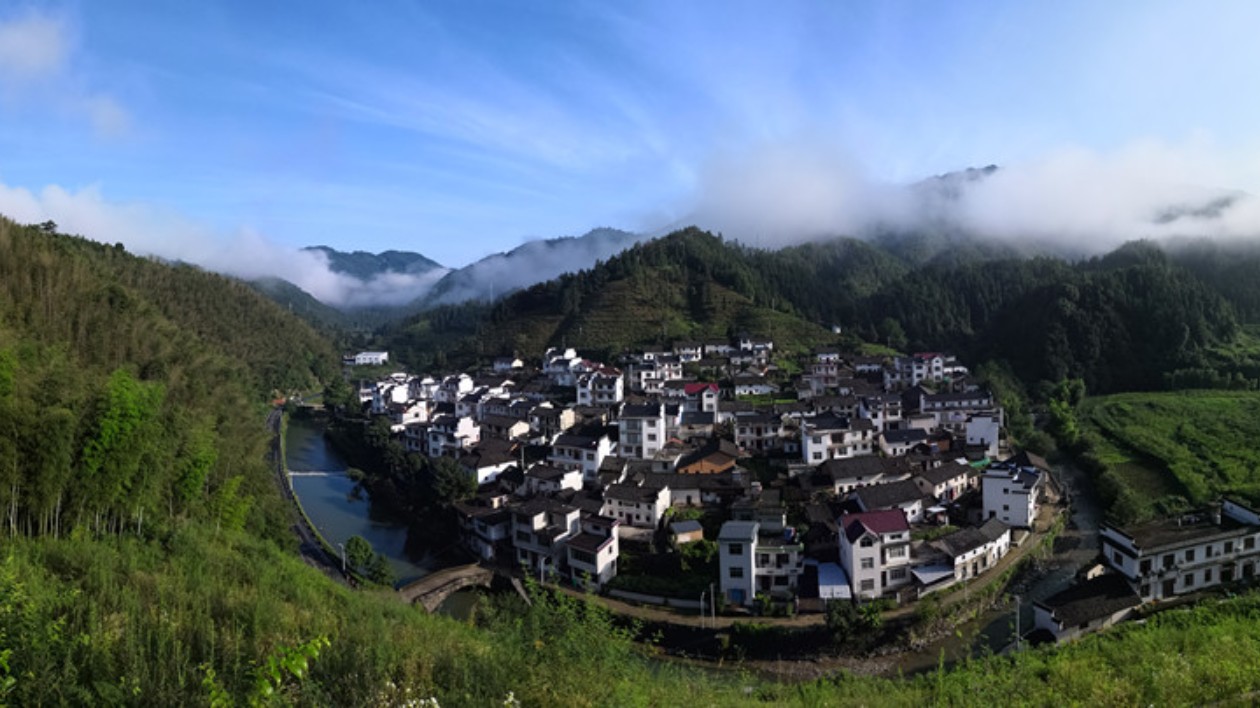 皖黟縣洪星鄉(xiāng)：黨建引領(lǐng)促共富  產(chǎn)業(yè)聯(lián)動碩果豐