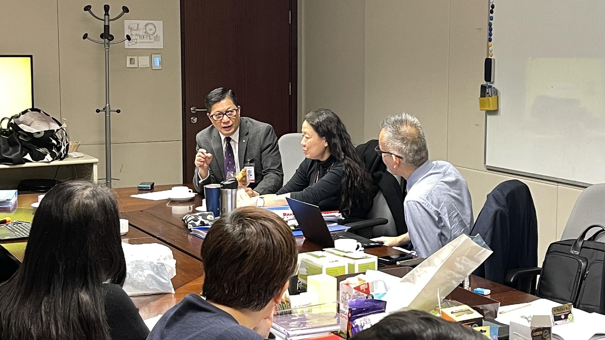 23條立法丨鄧炳強(qiáng)：廢寢忘餐處理立法工作 感謝團(tuán)隊全心付出