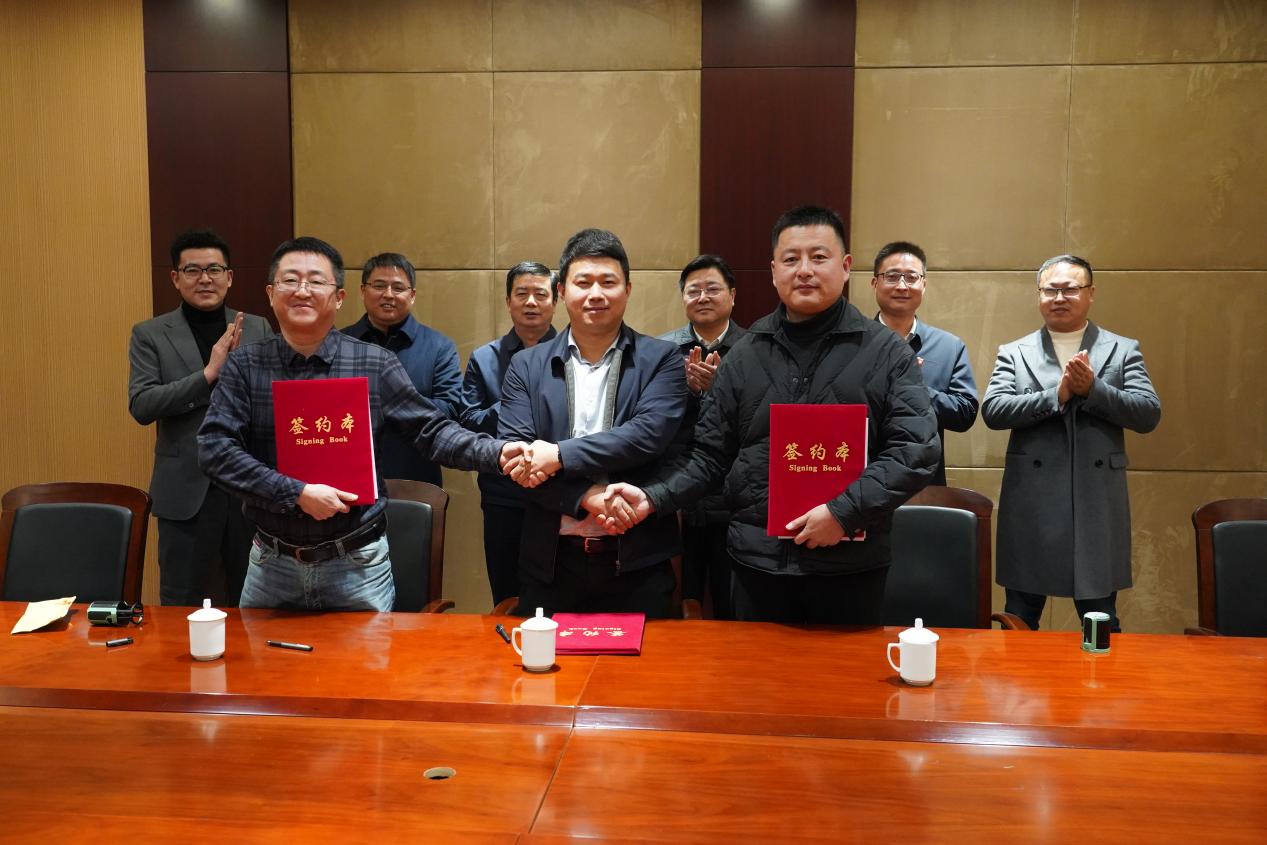 點(diǎn)燃新引擎增添新動(dòng)力  皖屯溪年產(chǎn)200臺(tái)高端數(shù)控機(jī)床項(xiàng)目簽約